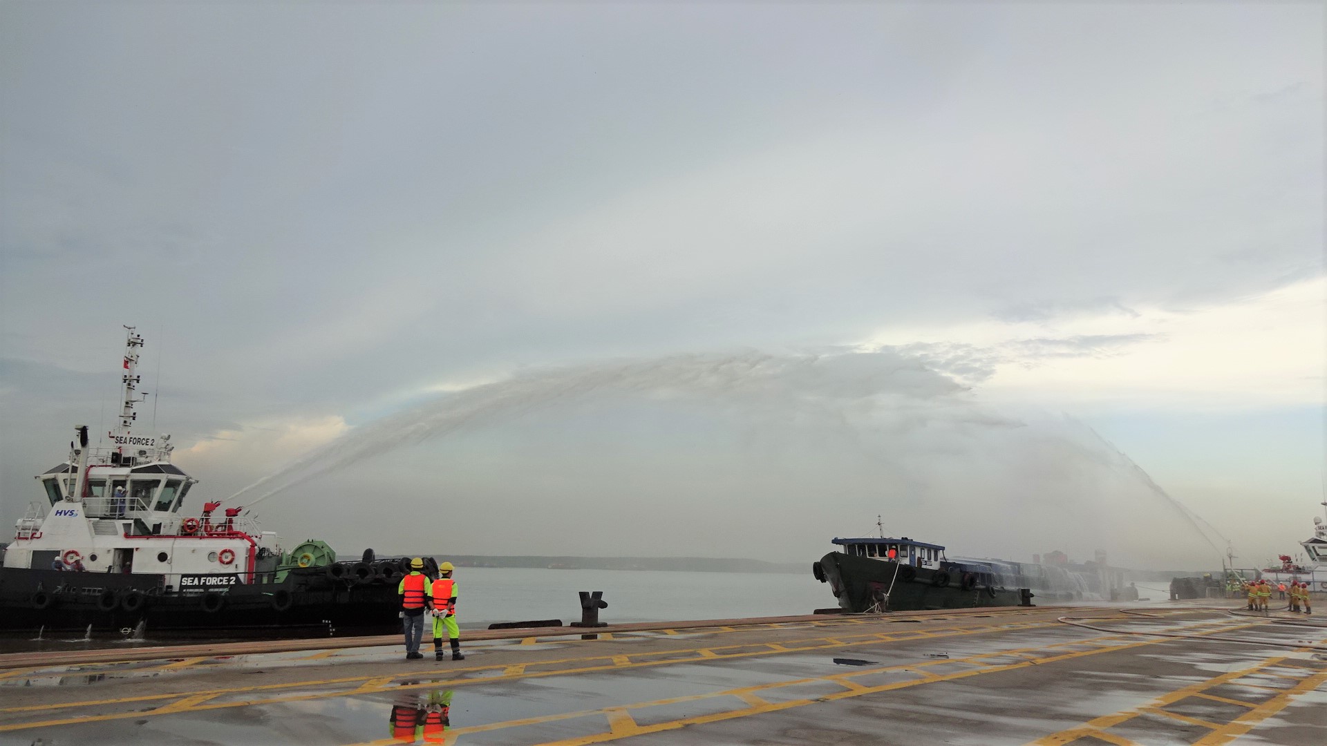 Oil spill & fire fighting drill