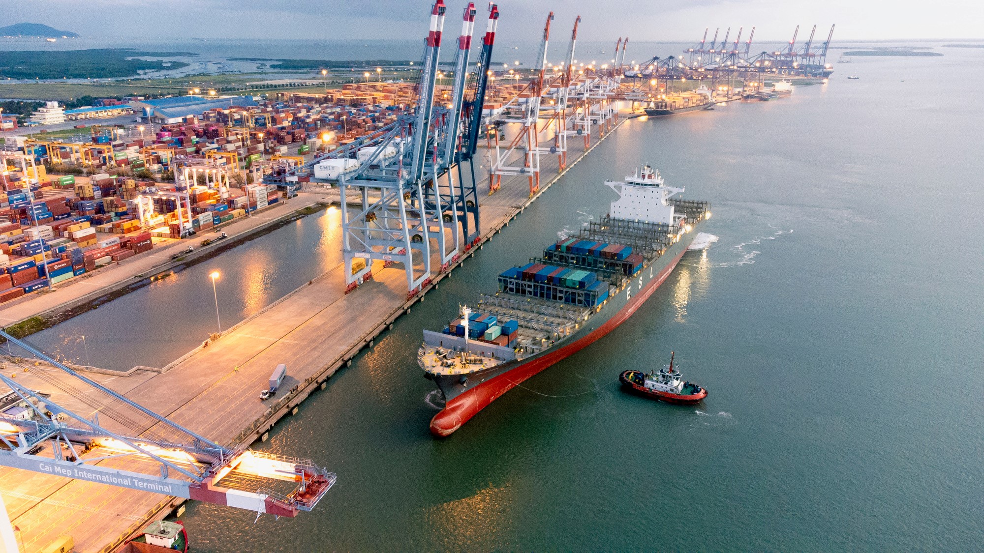 CAI MEP INTERNATIONAL TERMINAL (CMIT) WELCOMES NEW SERVICE CONNECTING VIETNAM WITH SOUTHEAST ASIA AND THE MIDDLE EAST MARKET